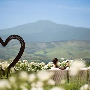 Podere Val D'orcia - Tuscany Equestrian Vakantieboerderij