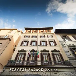 Strozzi Palace Floransa